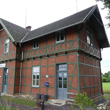 Ferienwohnung Bahnhof 1892 Meeder Exterior foto