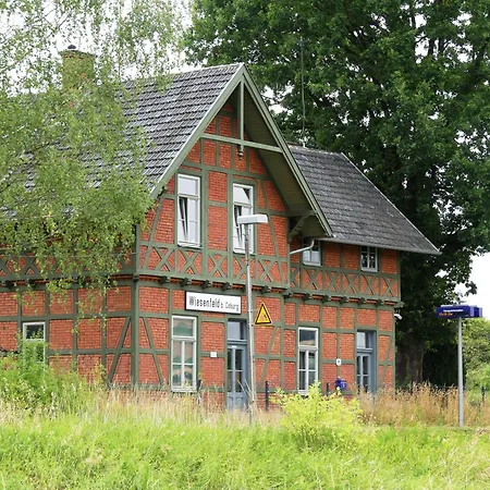 Ferienwohnung Bahnhof 1892 Meeder Exterior foto